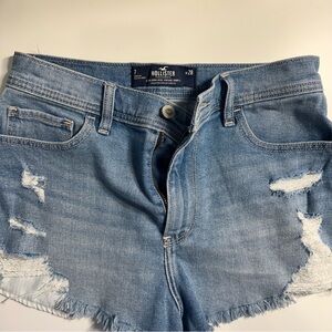 Hollister Ultra High Rise Medium Wash Vintage Shorts 2"